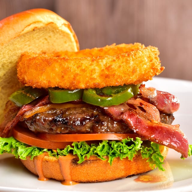8. Fred's Super Burger.
